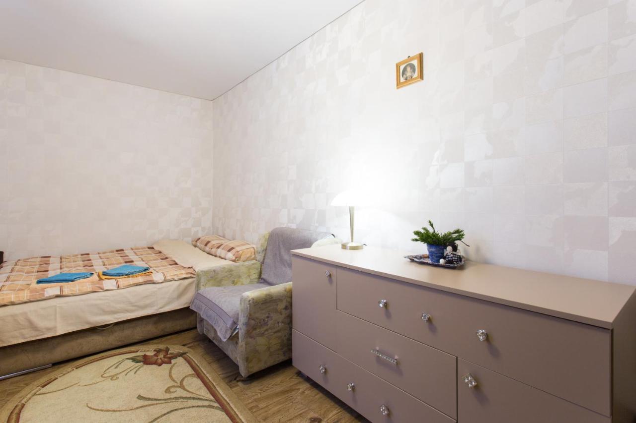 Botanical Garden Area Apartment Kharkiv Exterior photo