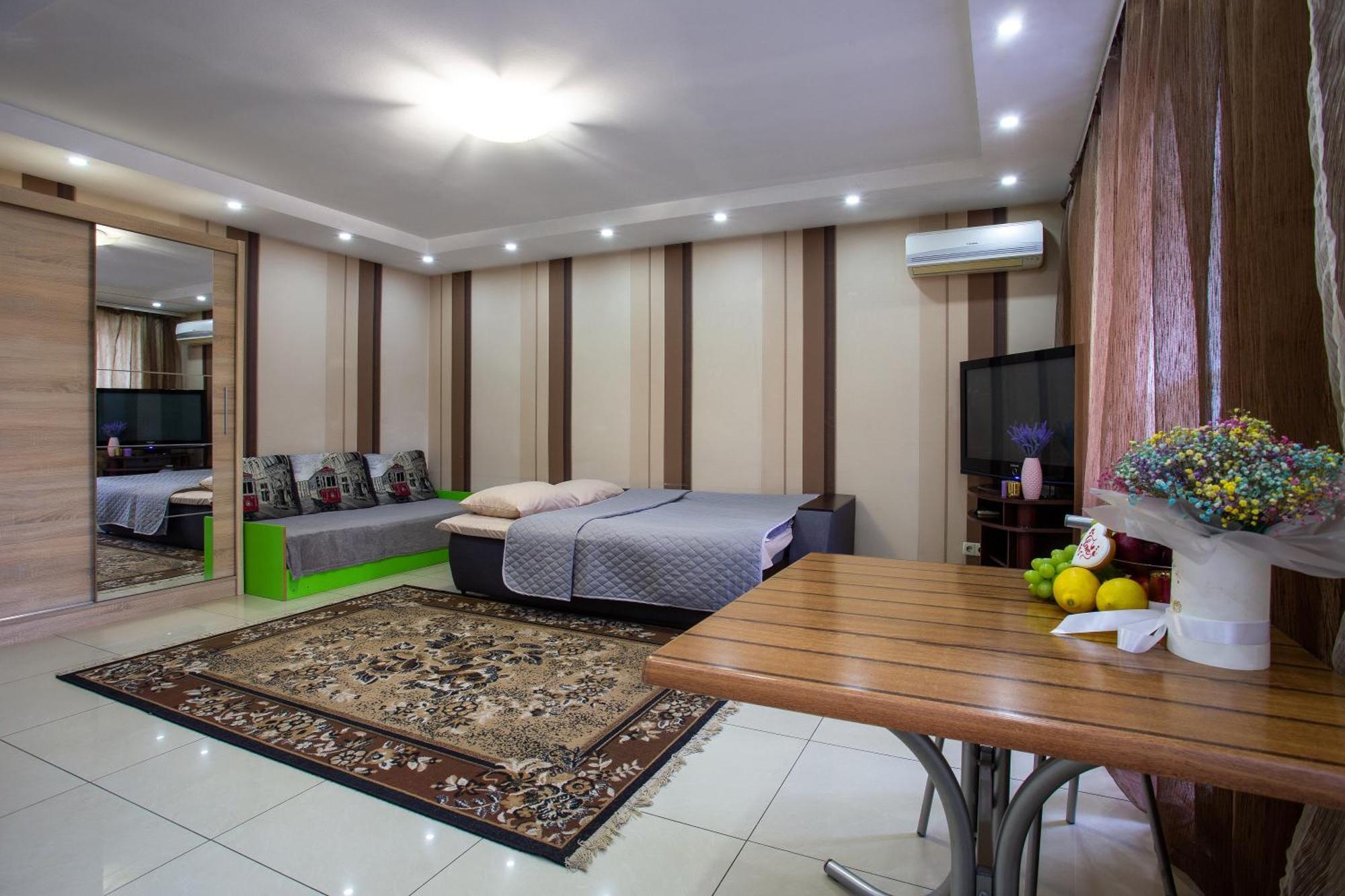 Botanical Garden Area Apartment Kharkiv Exterior photo